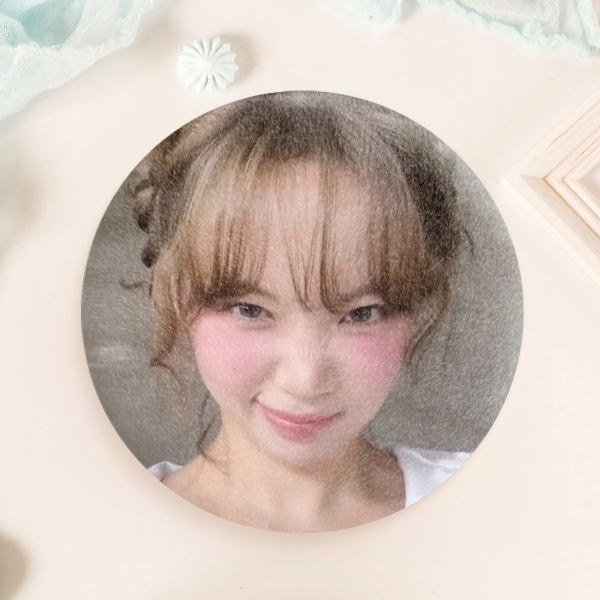 Chaewon Plush Badge