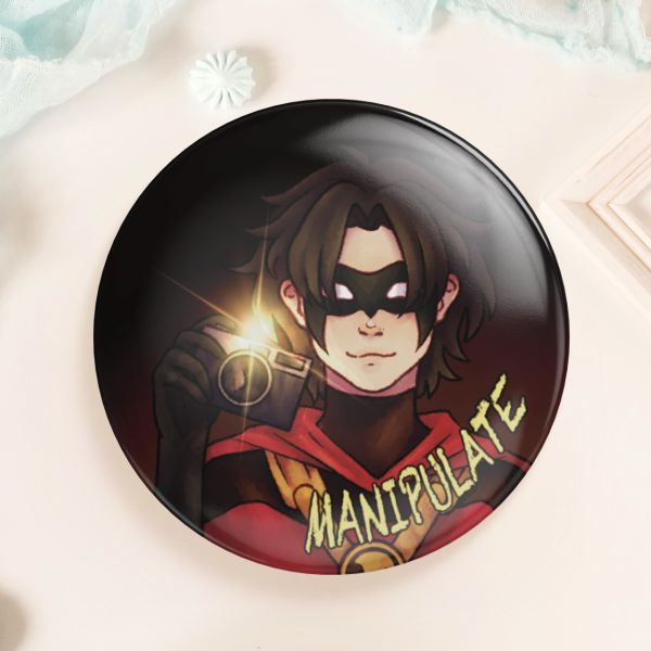 Manipulate Red Robin Button Badge