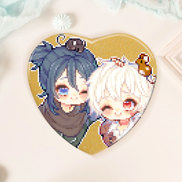 Shionezumi - Heart Shape Holographic Badge