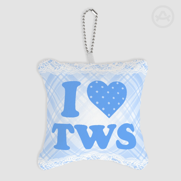 𝄞 24/7club – I ♡ TWS Pillow Keychain