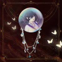 Seluna Badge With Chains