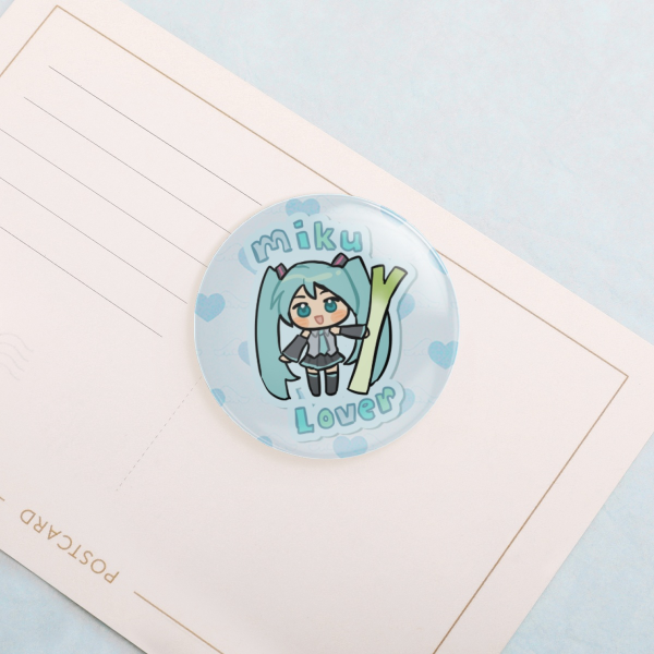 Miku Lover Button Pin
