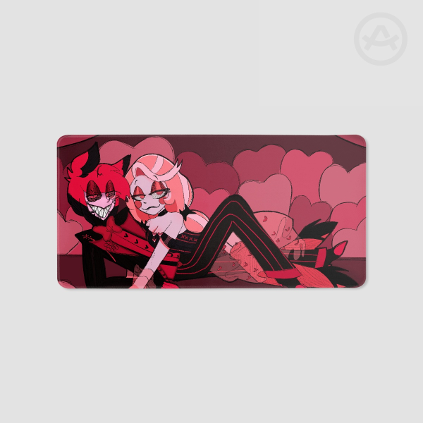 Charlastor / Radiobelle Desk Pad