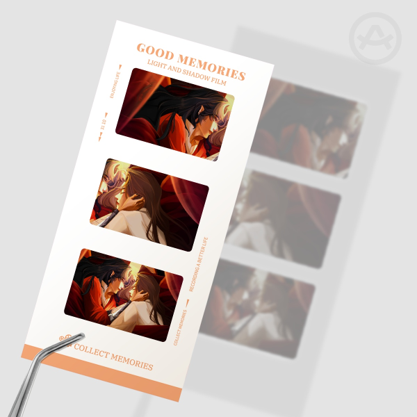 Hualian Triple Link Film Polaroid Photocard