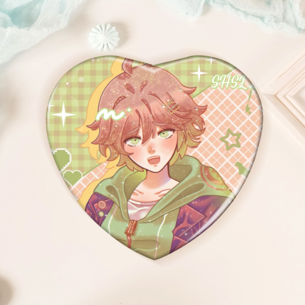 Makoto Naegi Heart Shape Holographic Badge