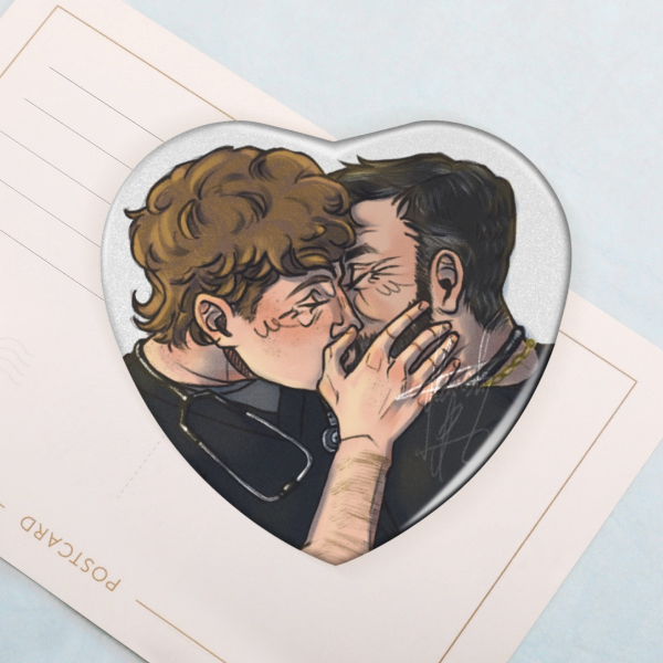 Hucklerobby - Heart Shaped Holographic Badge