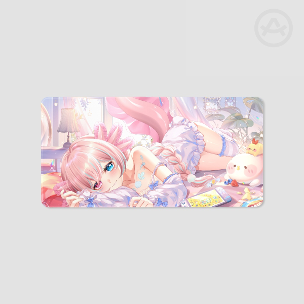 Chiisana Desk Pad