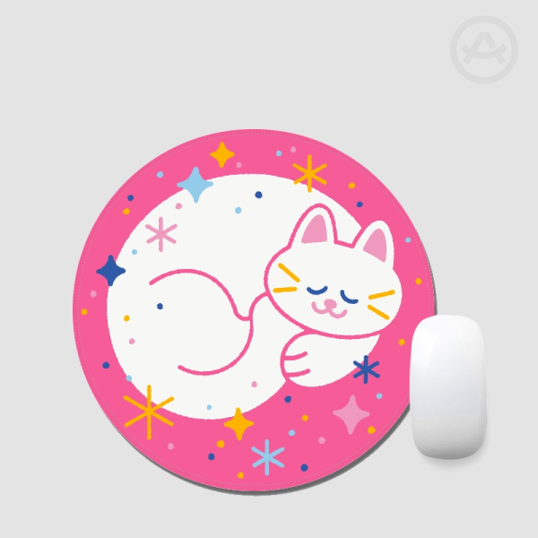 Sleepy Kitty white - Round Mouse Pad