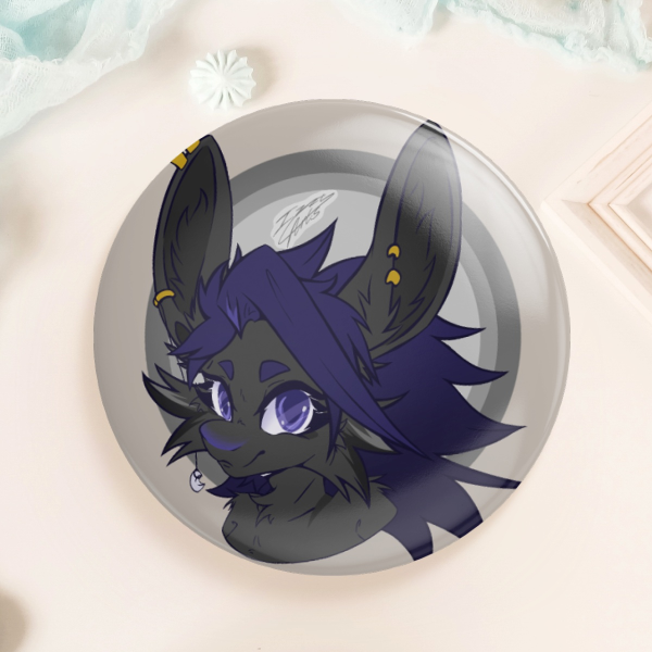 Izzy Pin