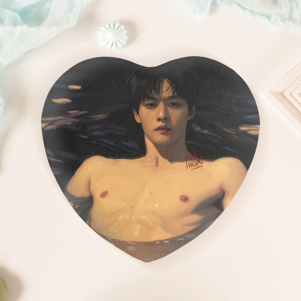 LK Ophelia  Heart Shape Plush Badge