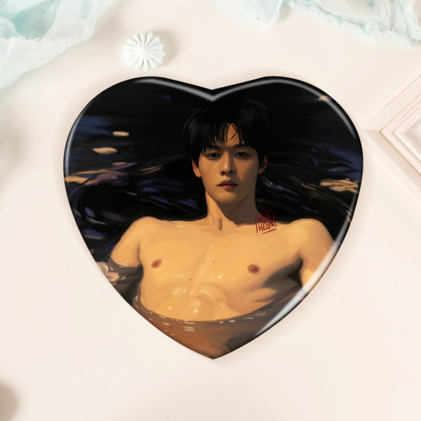 LK Ophelia Heart Shape Holographic Badges