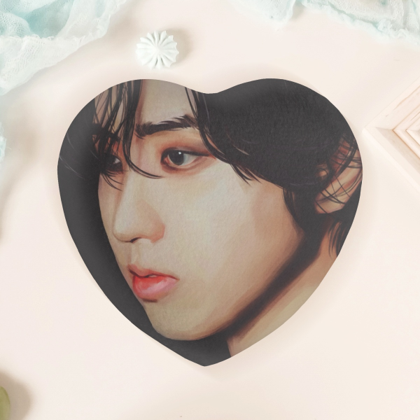 Han Heart Shape Plush Badge