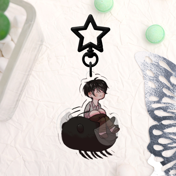 LITTLE MUSHROOM BEE KEYCHAIN
