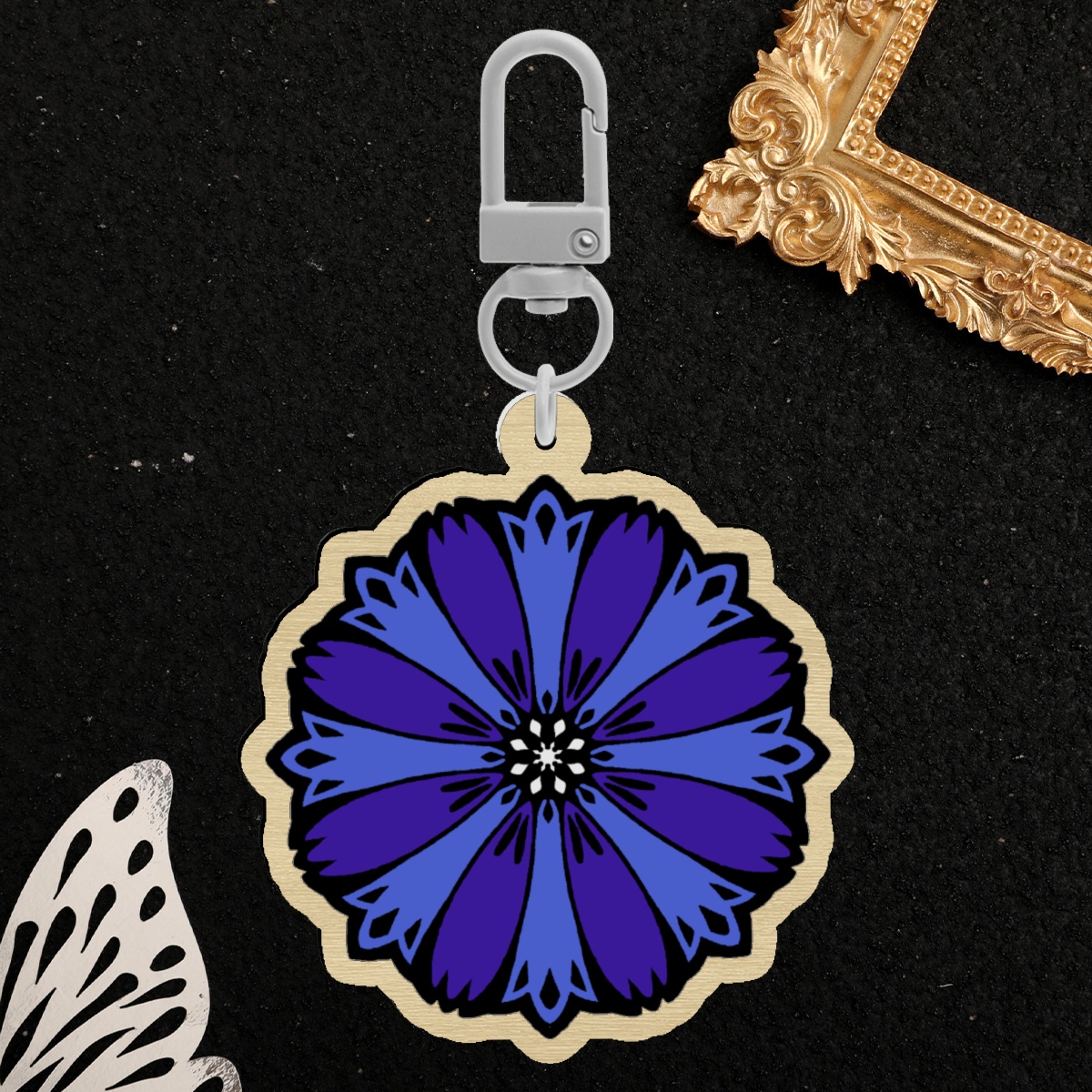Chicory Charm - Wooden