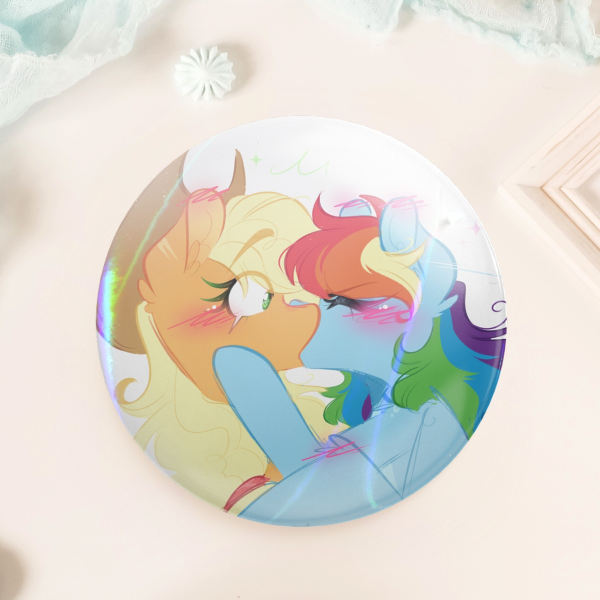 Appledash kiss Round Badges