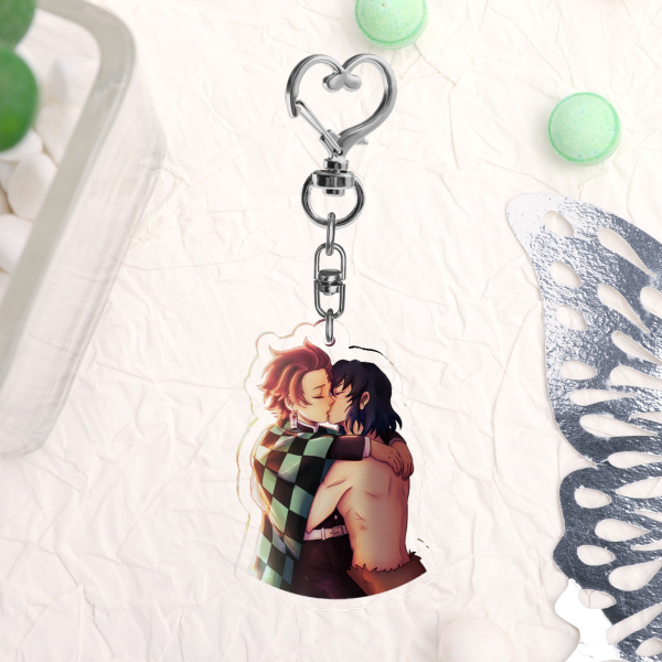 InoTan Kiss Clear Acrylic Keychains