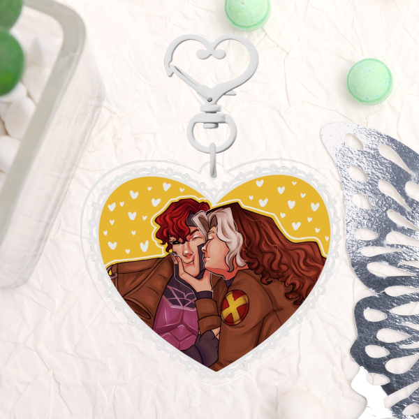 Gambit Rogue Heart Keychain - Marvel Rivals
