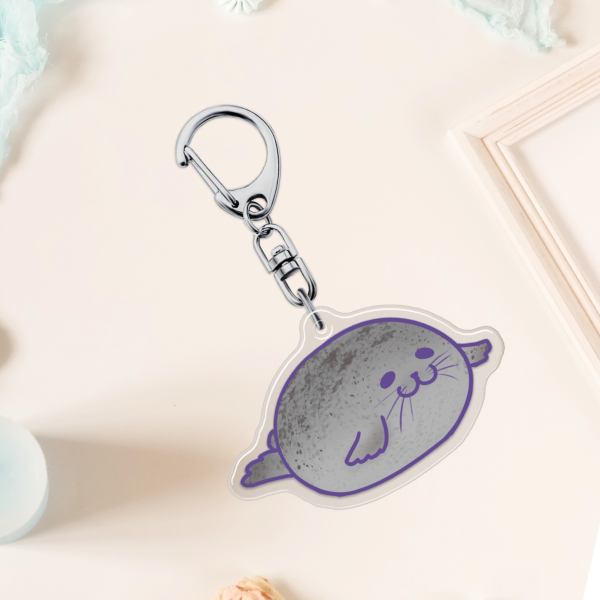 Seal charm w Epoxy