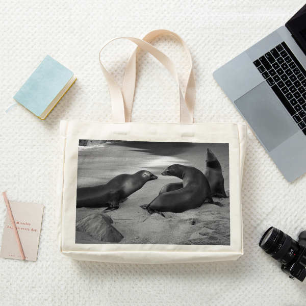 Sea Lions on a beach Photography || Vertical Part-print Canvas Tote Bags - 16.9″x12.6″x3.1″(43x32x8cm)