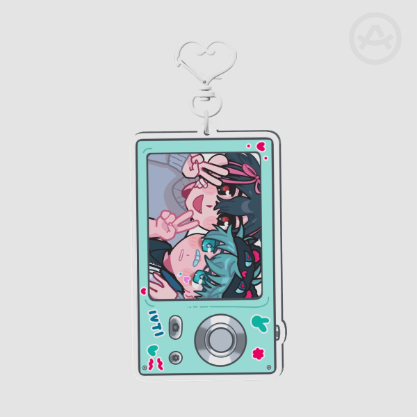 Ivantill Camera Keychain