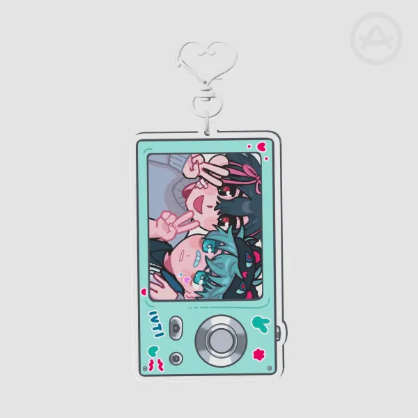 Ivantill Camera Keychain