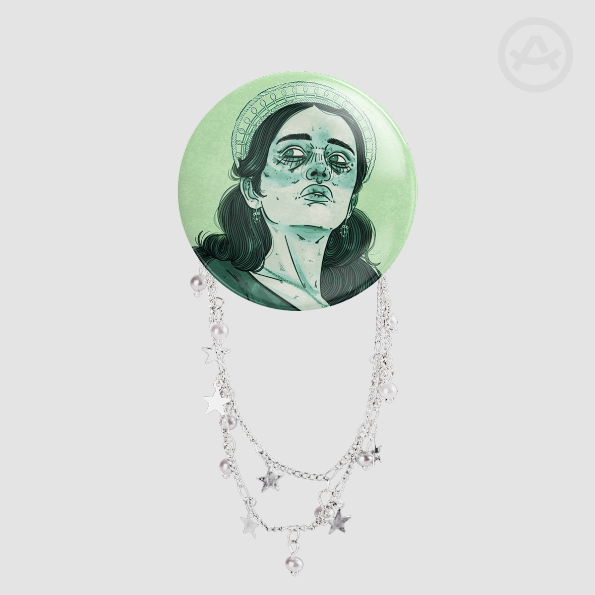 alicent round badge with chains