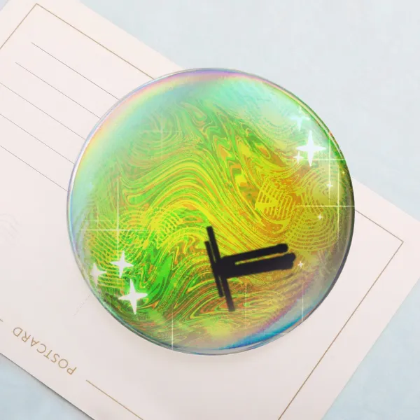Adrian (Tau Ceti-E) Holo Button Pin