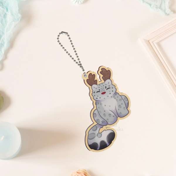 Christmas Leopard - Wooden Keychain