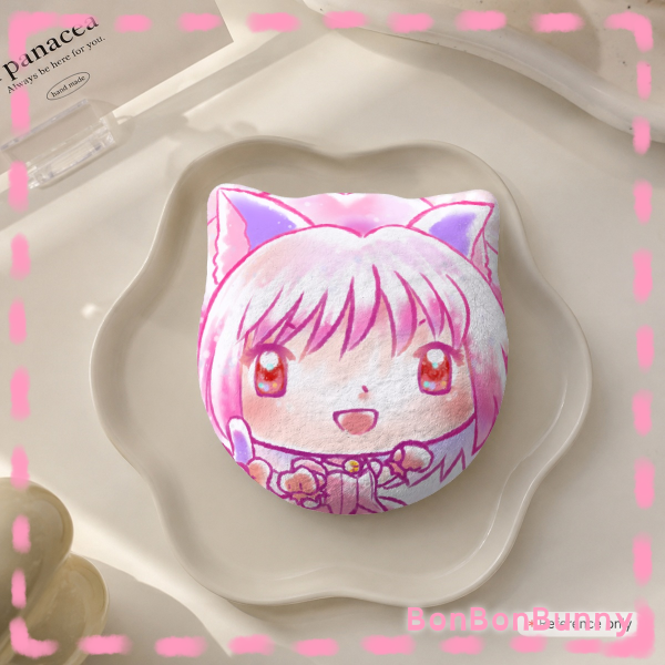 Tokyo Mew Mew - Ichigo Chibi Kitty Plush Pin